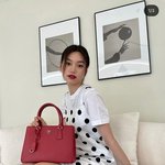 김도연은 명품 브랜드 다 잘어울리네