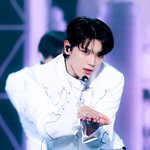 [NCT칠프] 내일 이런 <b>수트</b>입고 플러팅...