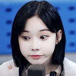 <b>윈터</b> 눈이 왤케 큼