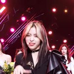 오늘자 뮤뱅 <b>류진</b>