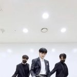 연예인들이랑 정말 교류 없는 <b>양요섭</b>이 틱톡 챌린지를 하게 된 단...