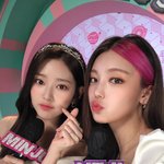 <b>예지</b> 이거 ㅈㄴ딴사람같다
