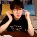 10년동안 <b>동태</b>눈깔을 안보여준 너를 사랑해