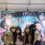 로잘린 <b>효진</b>초이 사이 틀어진것같다고 하던 애들아