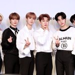 [스키즈] <b>영통팬</b>싸 끝나고 올라오는 사진들