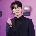 <b>무심</b>한 듯 걸친 코디도 멋진 男돌
