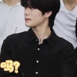 [NCT칠프] 정재현 <b>팔</b> 밑에 찌그러진<b>인형</b>
