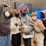 영케이랑 <b>루시</b> 찐우정 ㅠㅠ