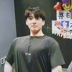 아 얘 몸자랑하는거봐