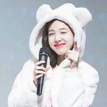 '러블리'로 늘 <b>입덕</b> 당하는 아이돌