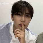 이사람 <b>누기</b>야 ...