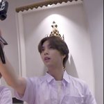 [NCT칠프] 단추 <b>세</b> 개는 풀어줘야