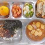 우리 학교 급식에 치밥 나왔는데