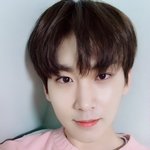 [펜타곤] 얘들아 신원이 <b>핑크</b>도