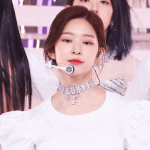 화이트 <b>민주</b>