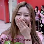 [이것좀봐줘] 김민주 정병 이 ㅅㄲ 한명인데 아이디 바꿔가면서 하고있음
