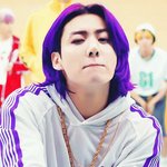 [방탄소년단] <b>보라</b>장발 정구기 짤 좀 주라…