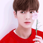 아주 작은 썸네일만 봐도 잘생긴거 느껴짐