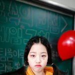 [댓글부탁해] 장원영 렌즈좀 직경 작은거 했음 좋겠다
