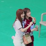 레벨이랑 엔시티 이거 되게 따숩다