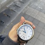 <b>백신</b> 어제 맞았는디 팔 떨어질 거 같아서