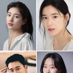 수지 작품 들어갔네