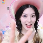스테이씨는 무슨죄이길래 <b>엠카</b>