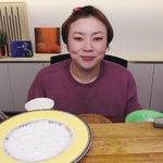 카프레제 먹방하는 <b>햇님</b>