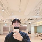 사진보면 <b>아기</b>곰돌이 <b>생각</b>나는 아이돌
