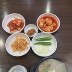 [이것좀봐줘] 갈비탕을 시켰는데 뼈조각만…