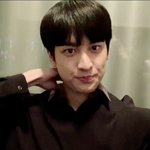 [아이콘] 아이콘 <b>찬우</b> 브이앱 켰는데 얼굴 살 엄청 빠졌다