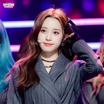 [라잇썸] <b>나영</b>이 쇼챔직캠 너무 예쁘다ㅠㅠ