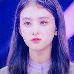 걸플 안보는데 얘 떨어진거 ㅈㄴ 아까움 ㅆ ㅂ..