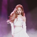 근데 카리나 다리 짧다고 느끼는 이유가