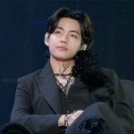 [방탄소년단] 저 왕<b>프릴</b>을 달고서도