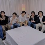 방탄 <b>단체사진</b>