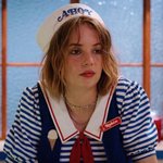 엄빠 반씩 섞어 닮은 기묘한 이야기 배우