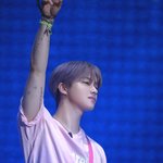 김진환 <b>타투</b> 되게 이쁘지않냐