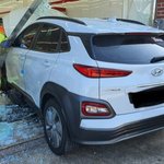 관광객 몰던 렌터카 편의점으로 <b>돌진</b>