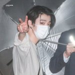 병신집단들이 연준이한테 <b>지랄</b>중이구나