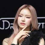 오늘자 드림노트 컴백 쇼케이스 사진
