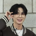 오늘 더쇼 잘생긴 엠씨..