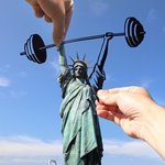 랜드마크와 종이의 절묘한 조합?!