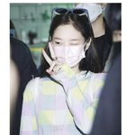 [모두드루와] 제니 <b>출국</b>할<b>때</b> 밥풀 묻히고 감