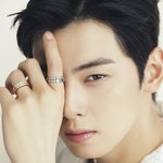 [아스트로] <b>은우</b>는 어떻게 주얼리광고도 이렇게 찰떡이야 ?