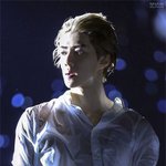 영화 스틸컷 같은 아이돌의 <b>자태</b>