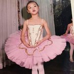 오마이걸 <b>유아</b> 어릴 때 입술