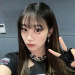 이제 <b>대면</b>팬싸도 하겠지?