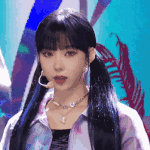 <b>윈터</b> 걍 머리붙였으면