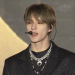 이거 <b>머리색</b> 알려주라